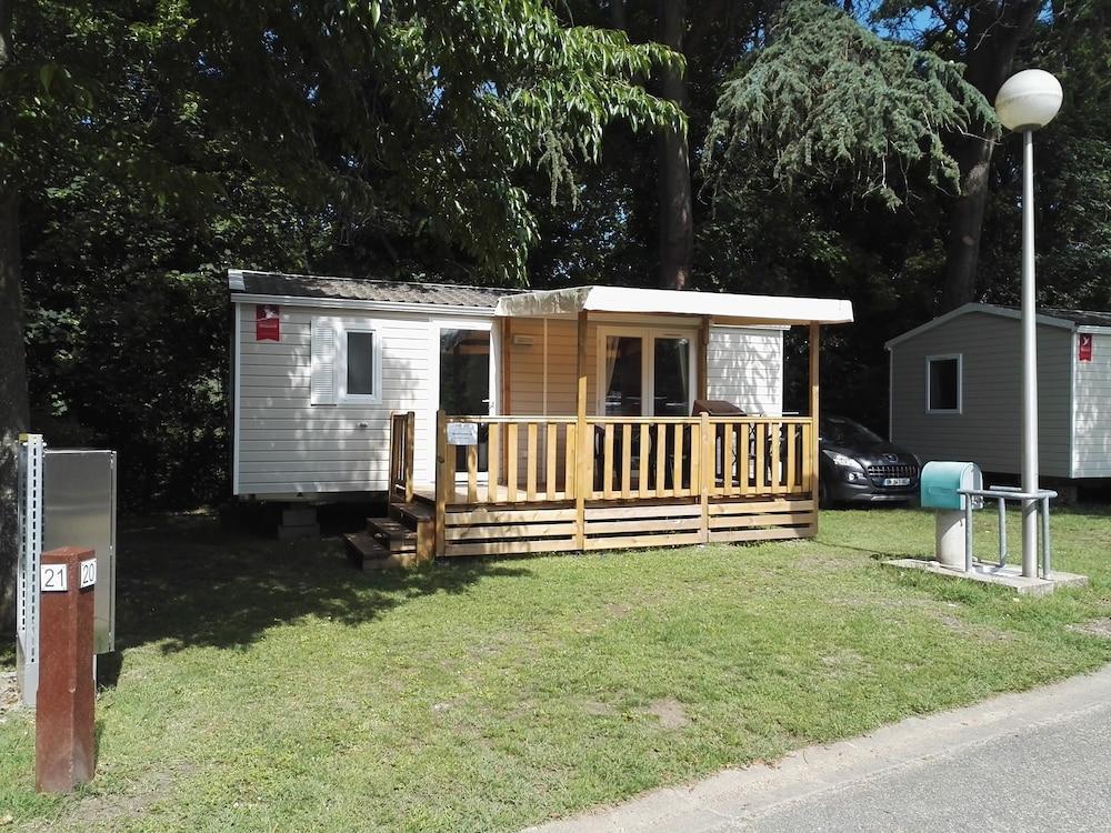 Camping De Bourges Eksteriør billede