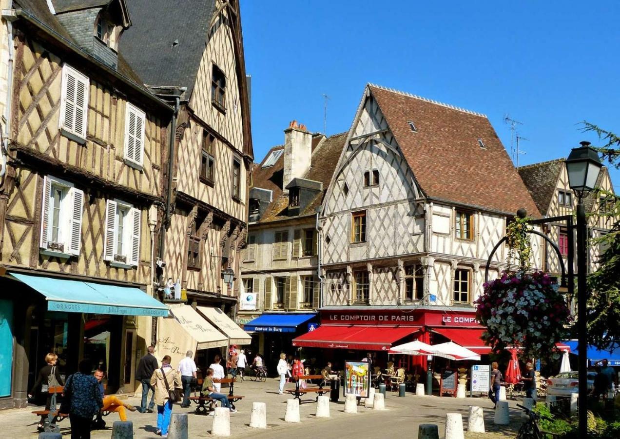 Camping De Bourges Eksteriør billede